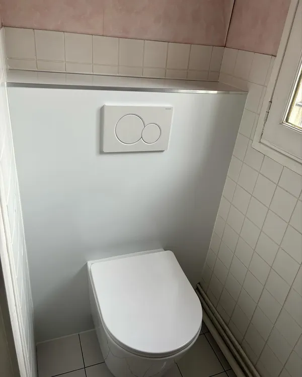 Pose d'un bâti suspendu Geberit